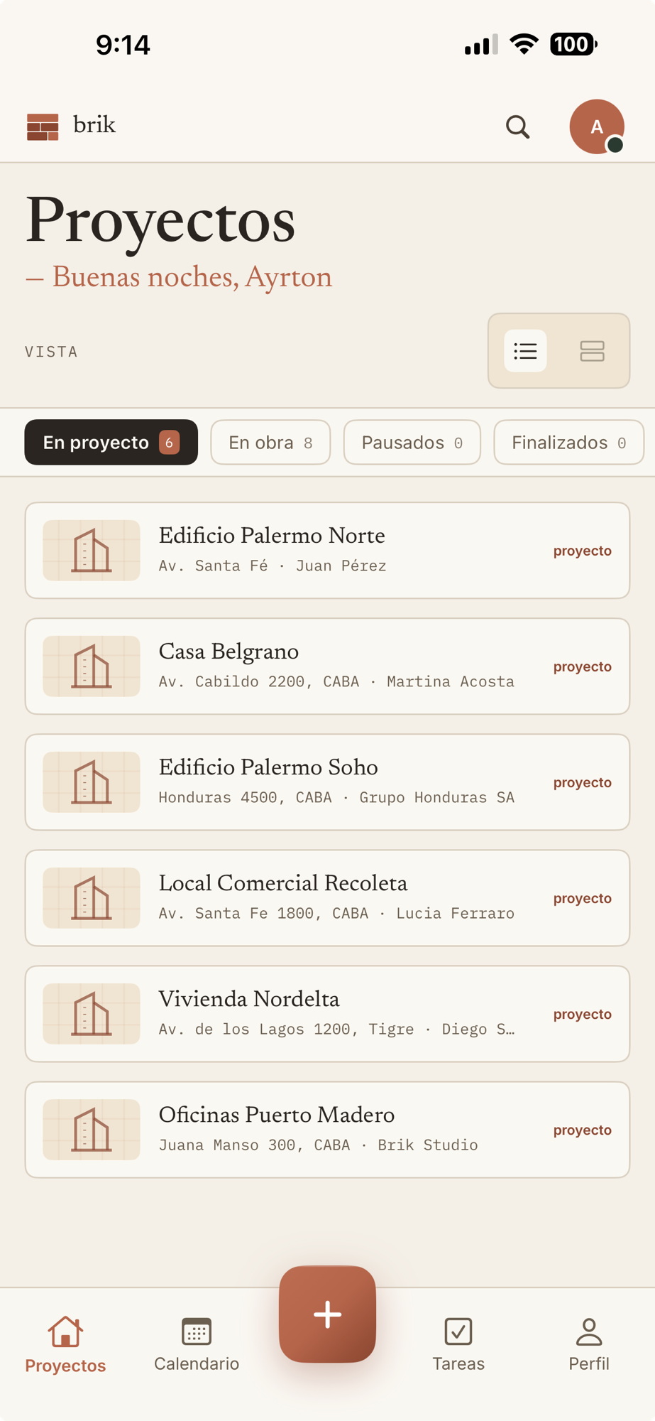 Pantalla de Proyectos en la app Brik